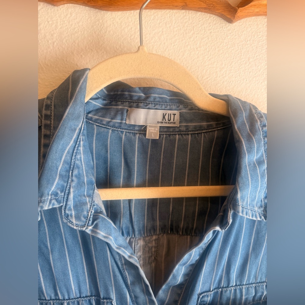 Kut from the Kloth Denim Striped Shirt in Size L - Picture 2 of 5